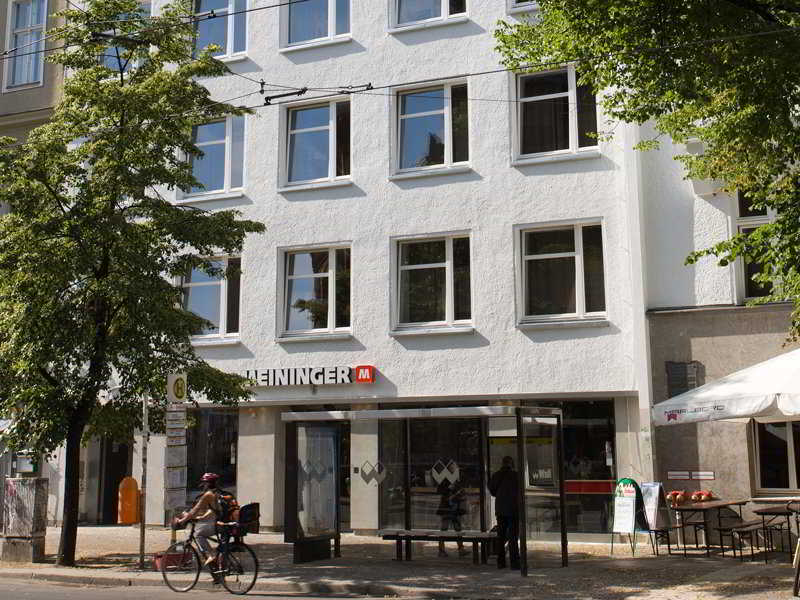 Meininger Hotel Berlin Mitte Exterior photo