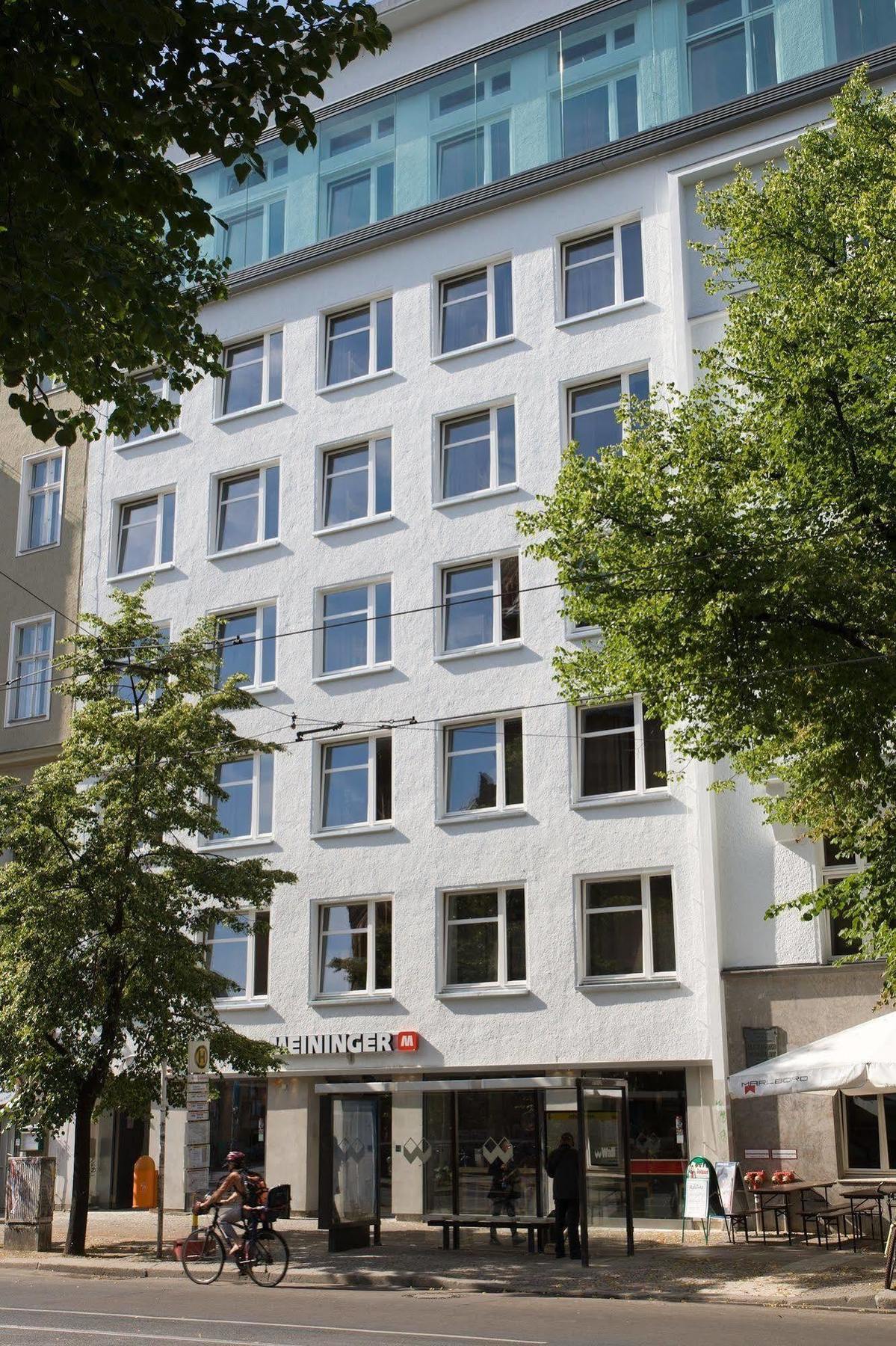 Meininger Hotel Berlin Mitte Exterior photo